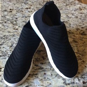 Sonoma by Kohl’s black bootie shoe